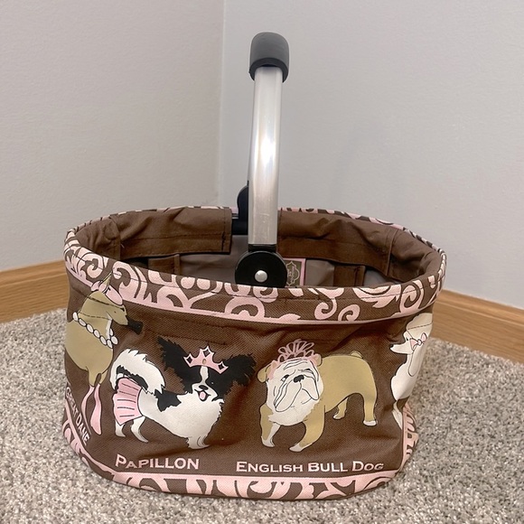 I’m a royal poochie Accessories - Dog Basket